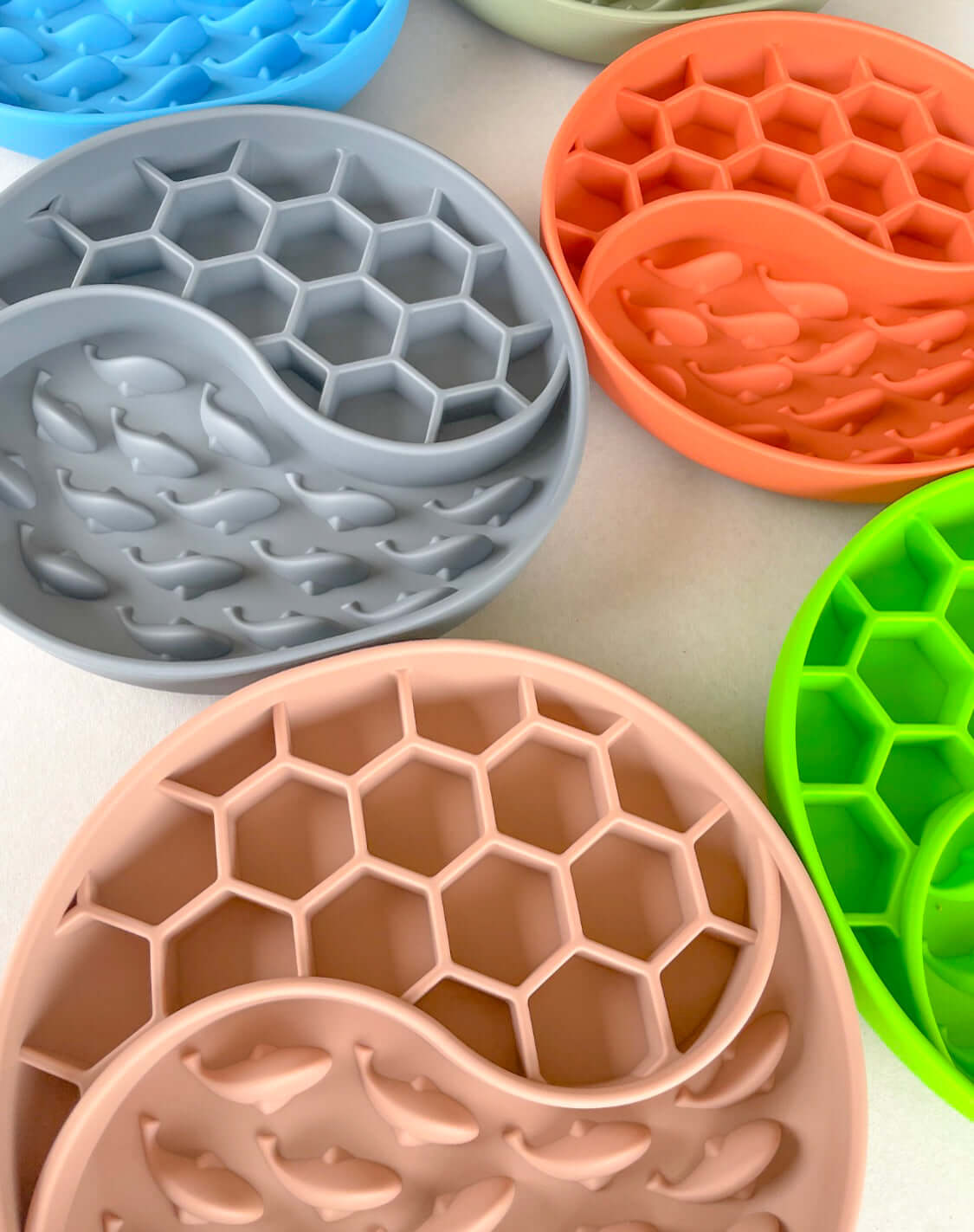 Honeycomb Design eBowl Enrichment Slow Feeder Bowl for Dogs – Dogfam